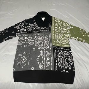 Multicolor bandanna sweatshirt